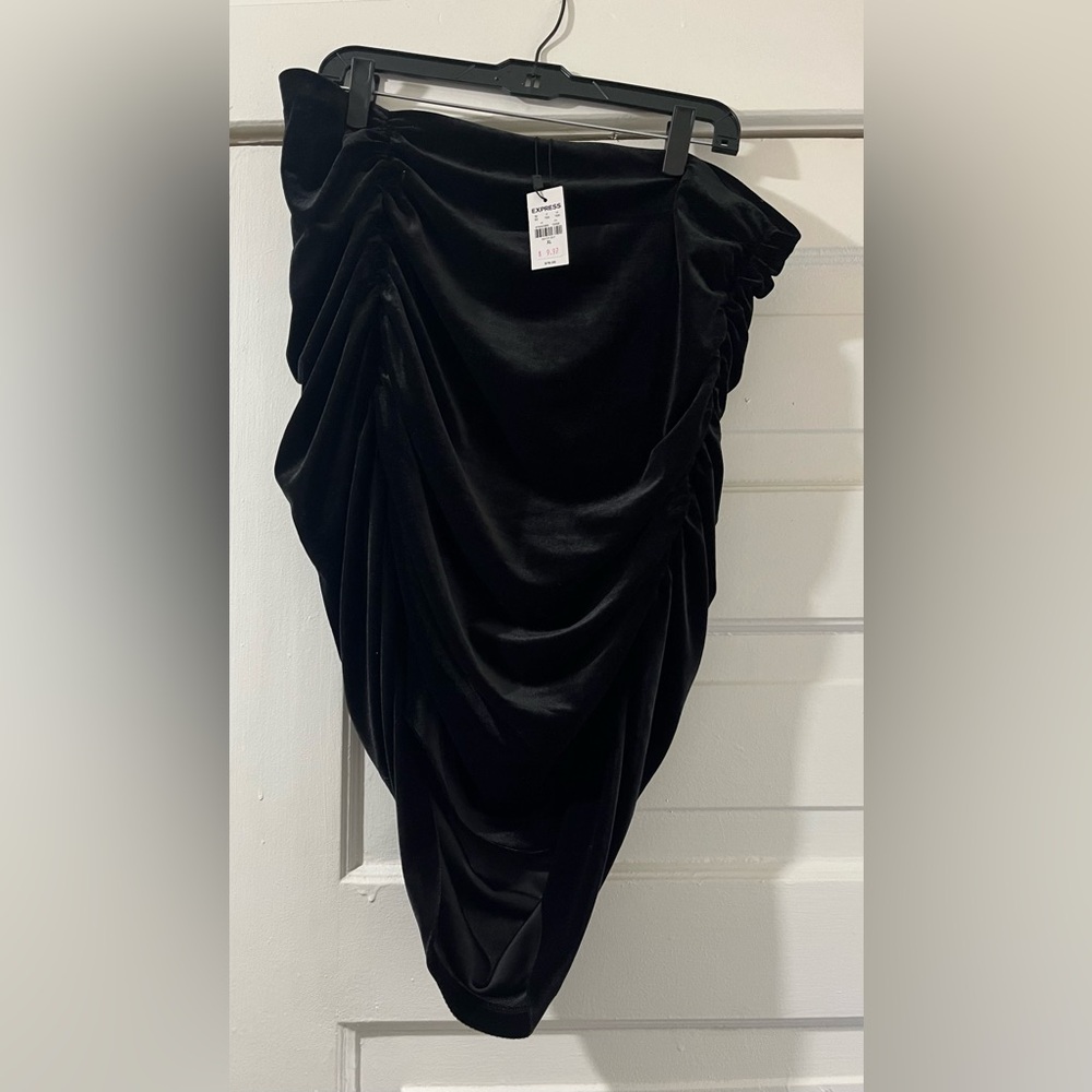 NWT Express Super High Waisted Velvet Body Contour Ruched Side Skirt